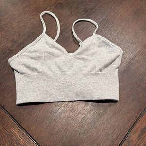 alo sports bra